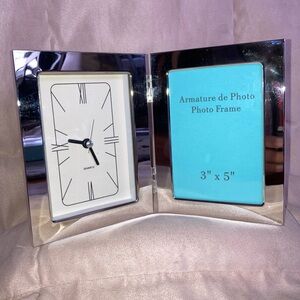 NWT Silver plated Rectangular Quartz desk Clock with 3x5 Frame